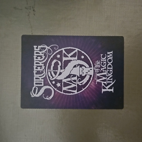 Snow White's Housecleaning Sorcerer's of The Magic Kingdom Card - Picture 2 of 2